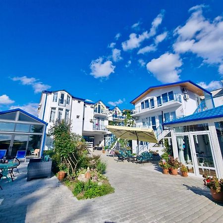 Laguna Beach Club Bazaleti Lake Dushet'i Exteriér fotografie